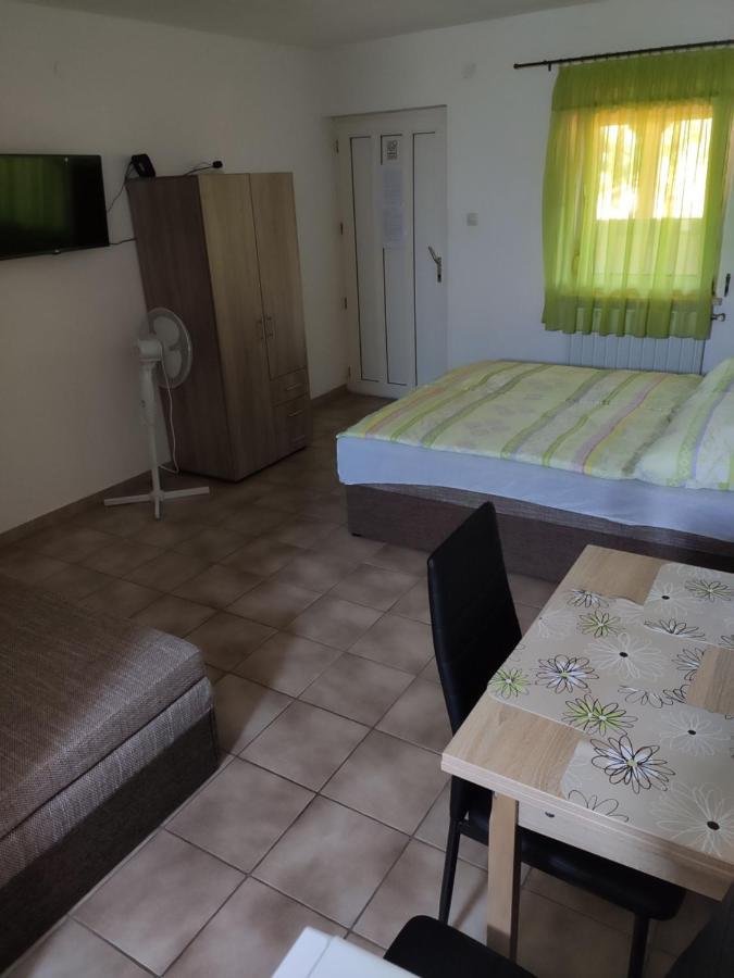 Vasti Apartman Siofok Luaran gambar