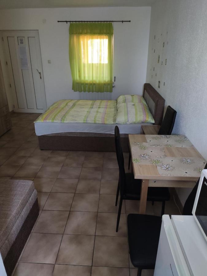 Vasti Apartman Siofok Luaran gambar