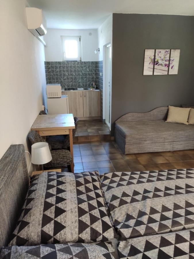 Vasti Apartman Siofok Luaran gambar