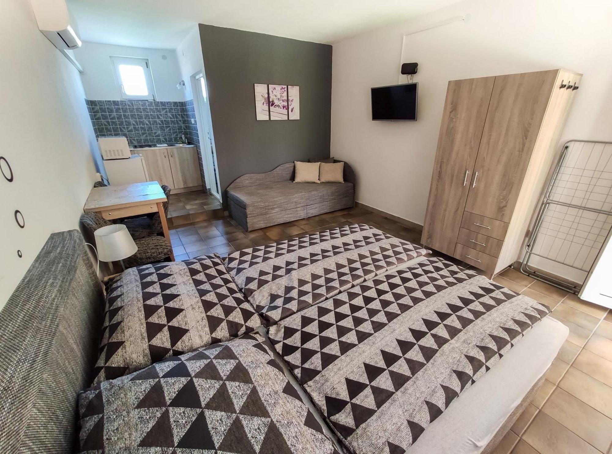 Vasti Apartman Siofok Luaran gambar