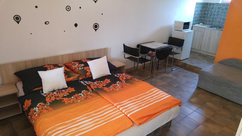 Vasti Apartman Siofok Luaran gambar