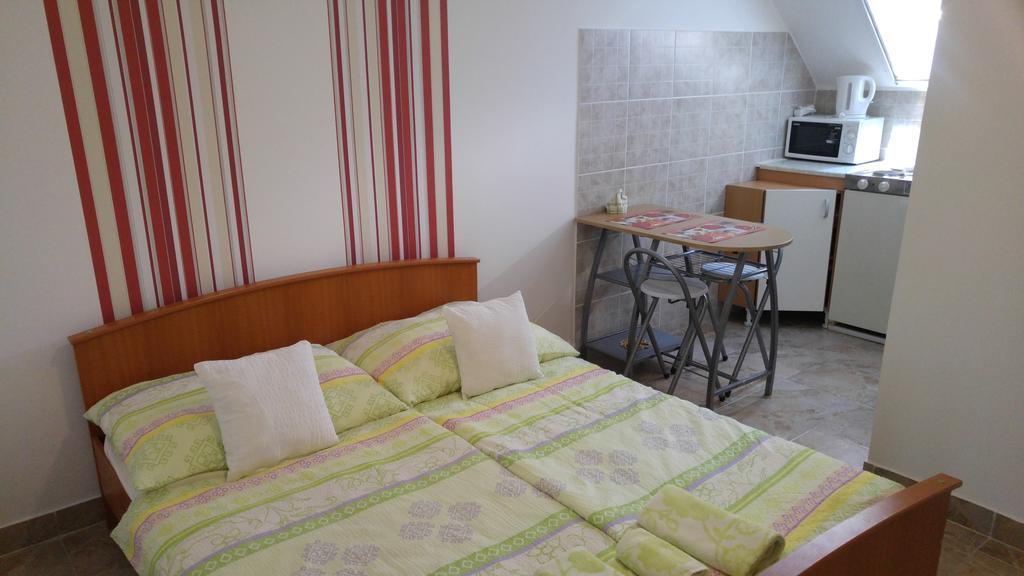 Vasti Apartman Siofok Luaran gambar