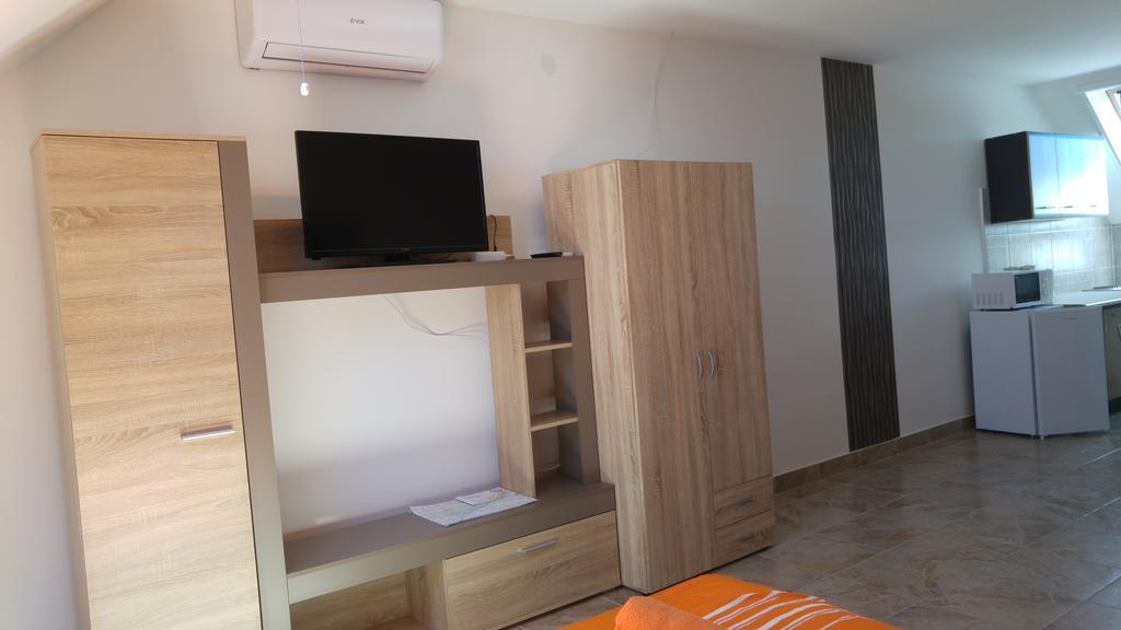 Vasti Apartman Siofok Luaran gambar